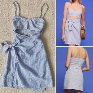 Reformation Mini Cutout Dress Size 2 Petite Playa Blue White Seashore Stripe